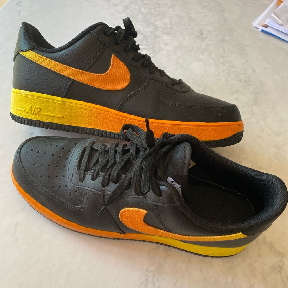 Nike Air Force 1